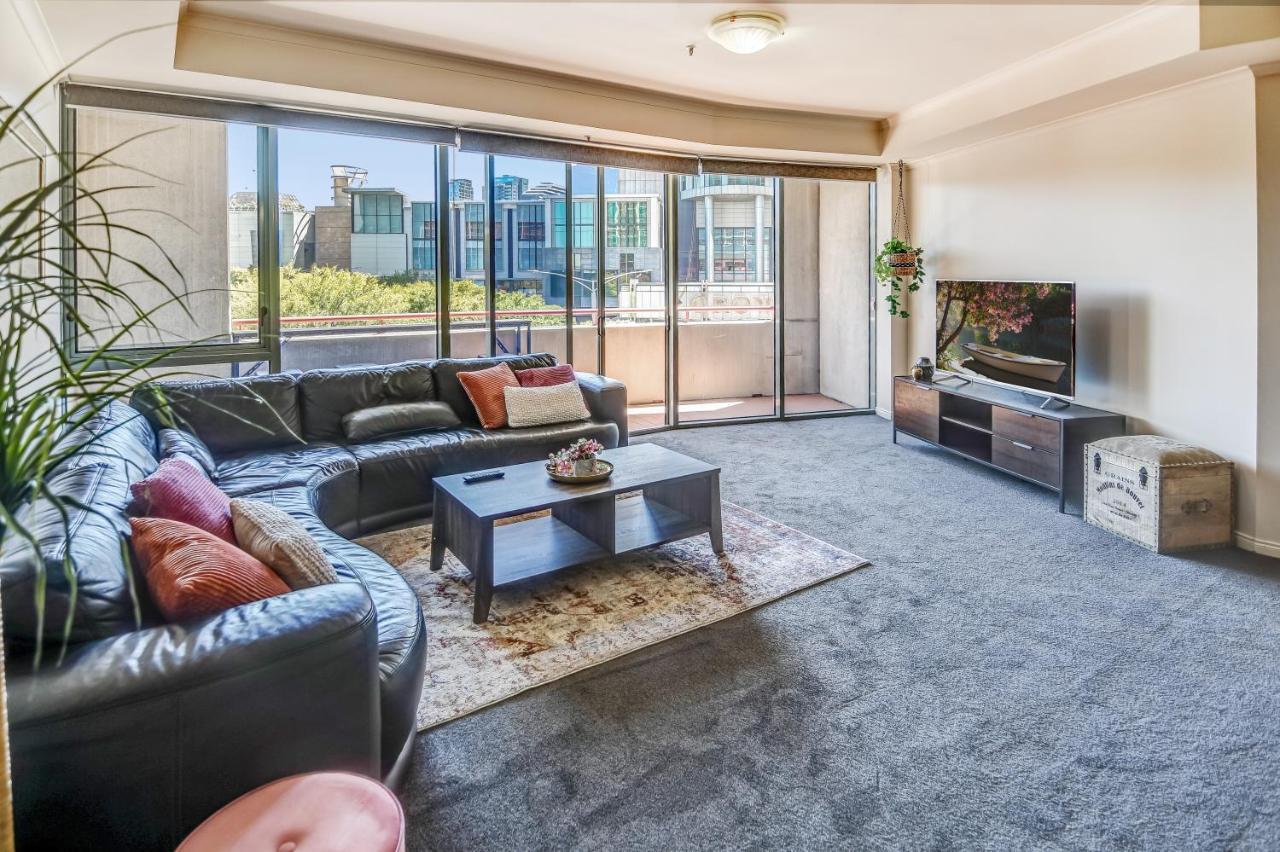 Southbank Tower Apartment *