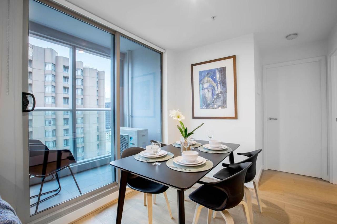 Living@best Location With 2 Beds In Melbourne