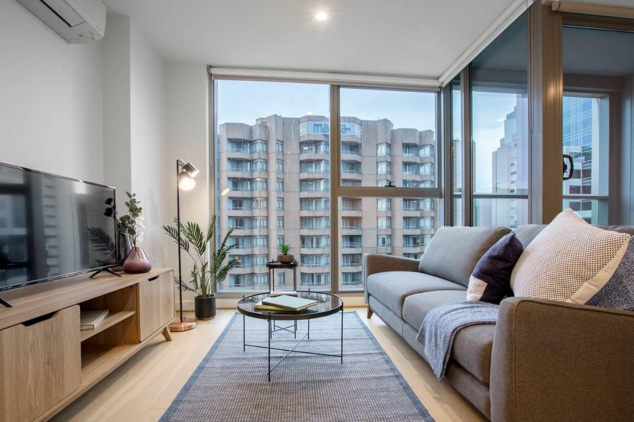 Living@best Location With 2 Beds In Apartment Melbourne