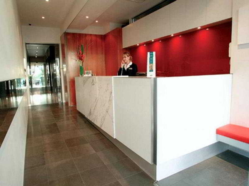 Adina St Kilda Aparthotel