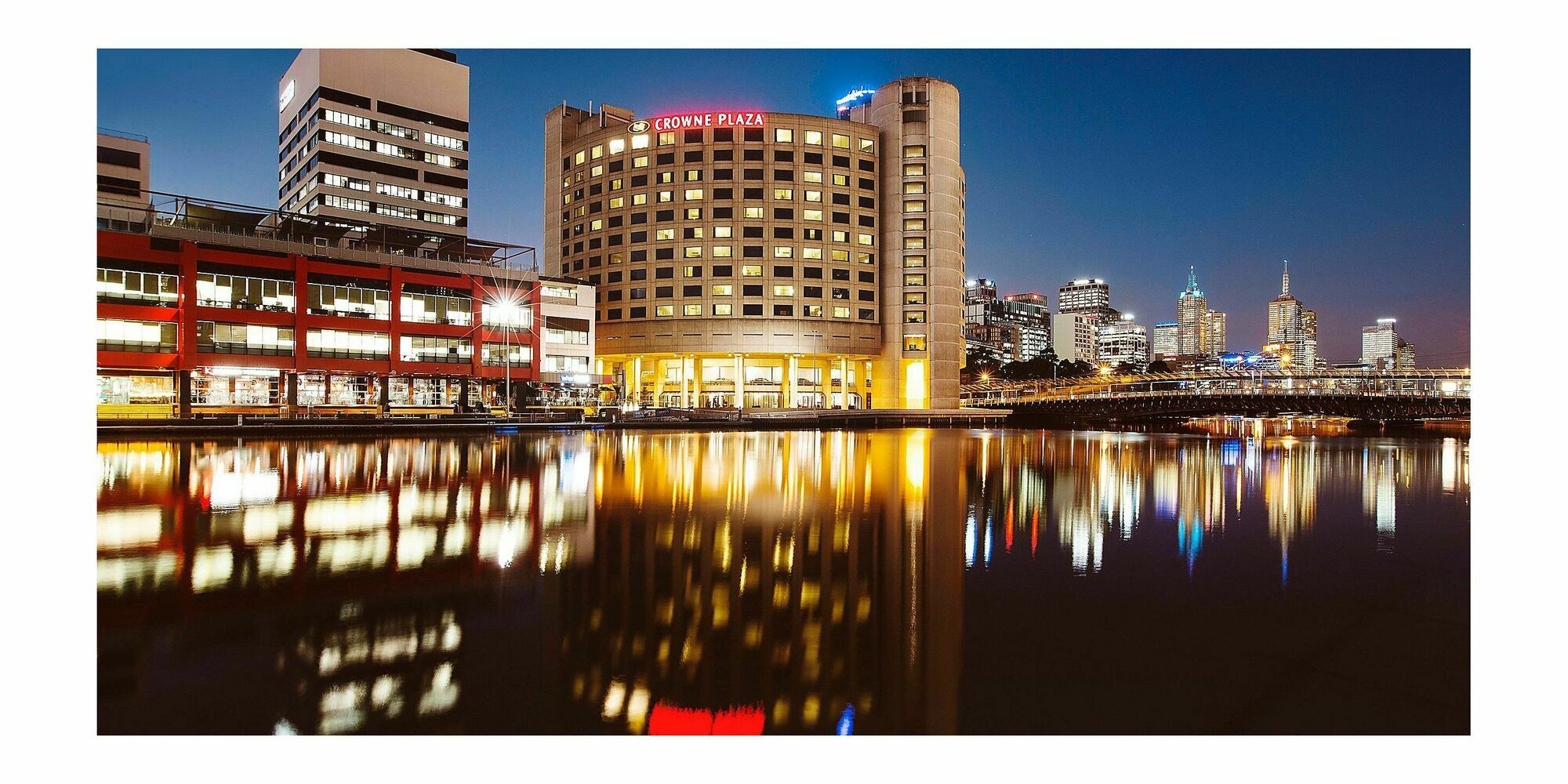 Crowne Plaza By Ihg