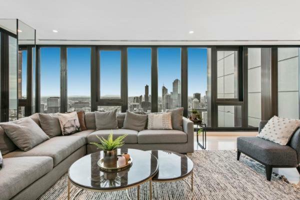 Experience Platinum Melbourne