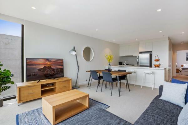 Experience Platinum Melbourne