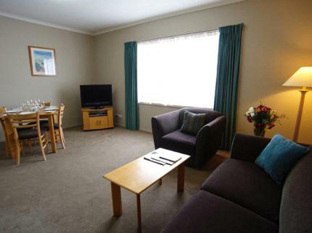 Aparthotel Punt Road 3*