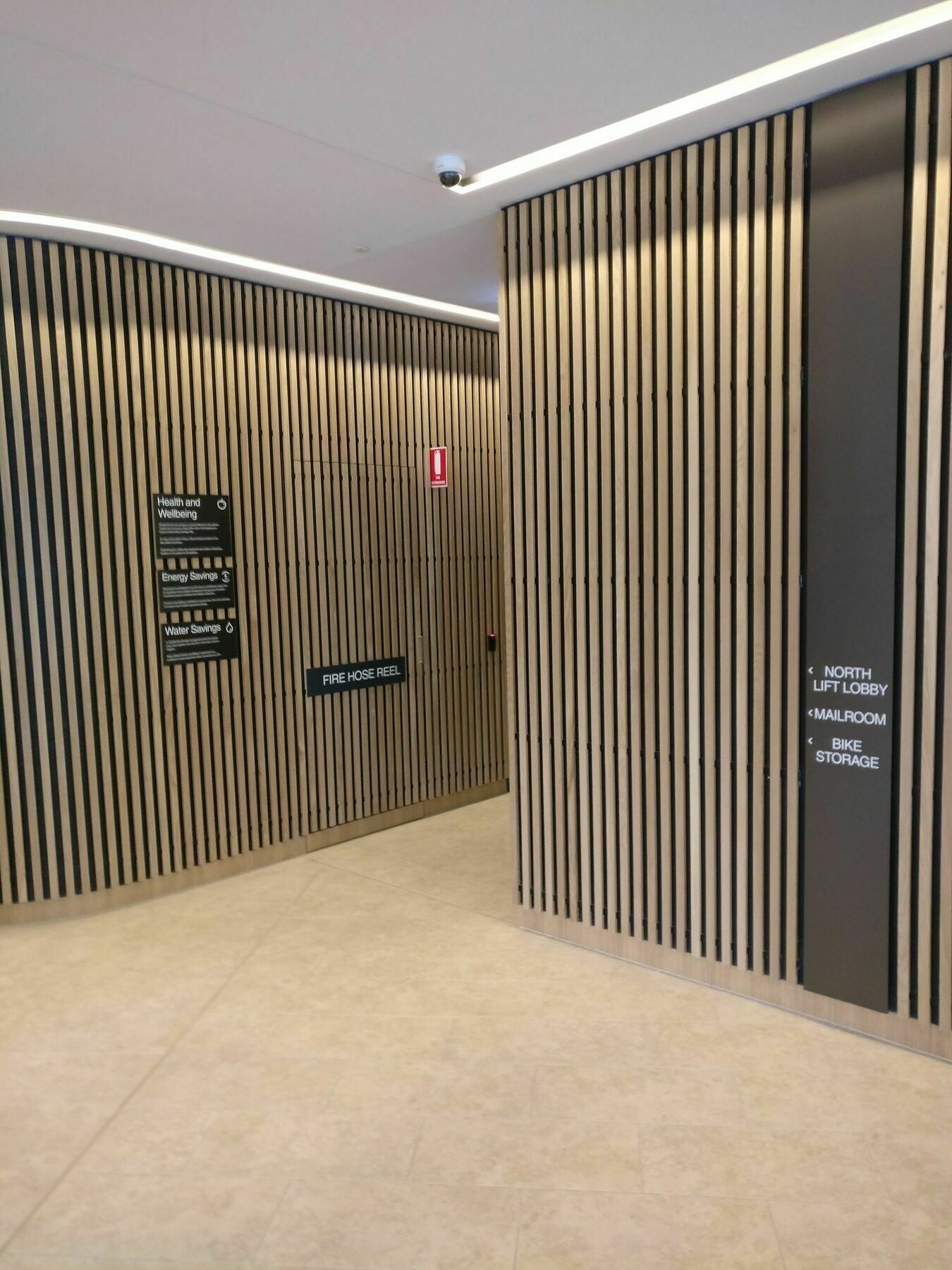 Oceanview Docklands Apartment Melbourne