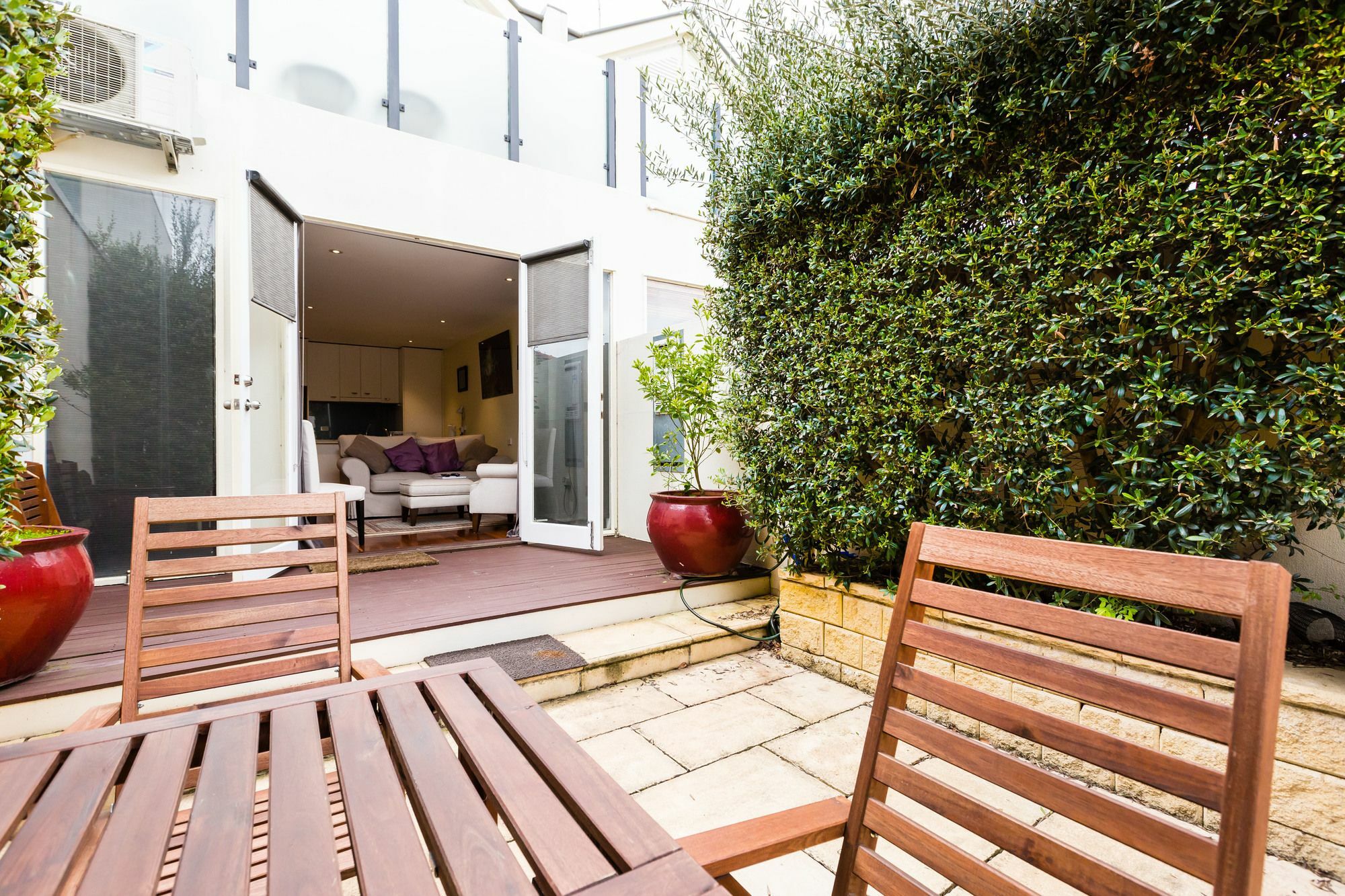 Alexander, 2bdr South House Apartment