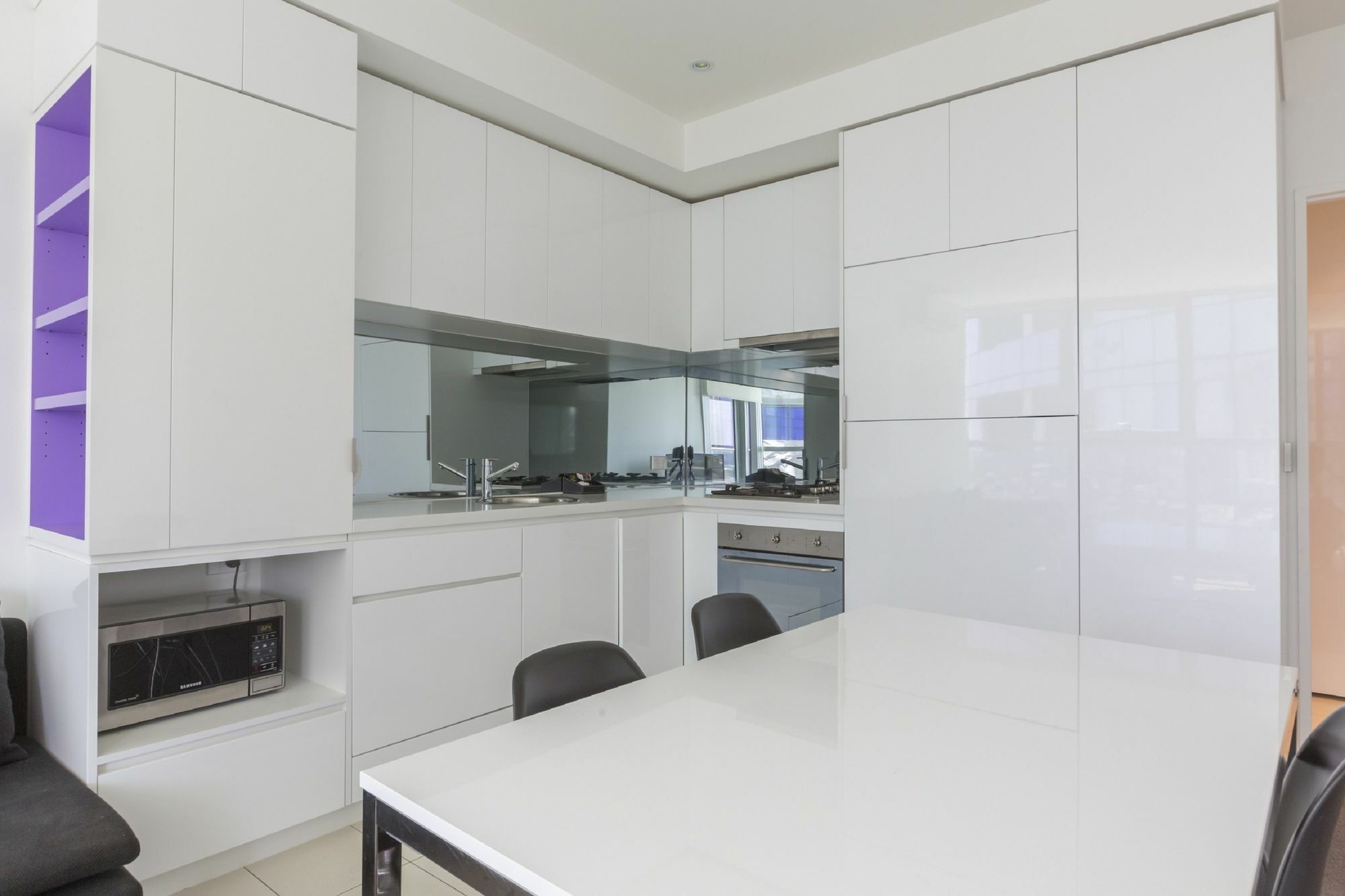 Domain - New Quay Docklands Apartment *