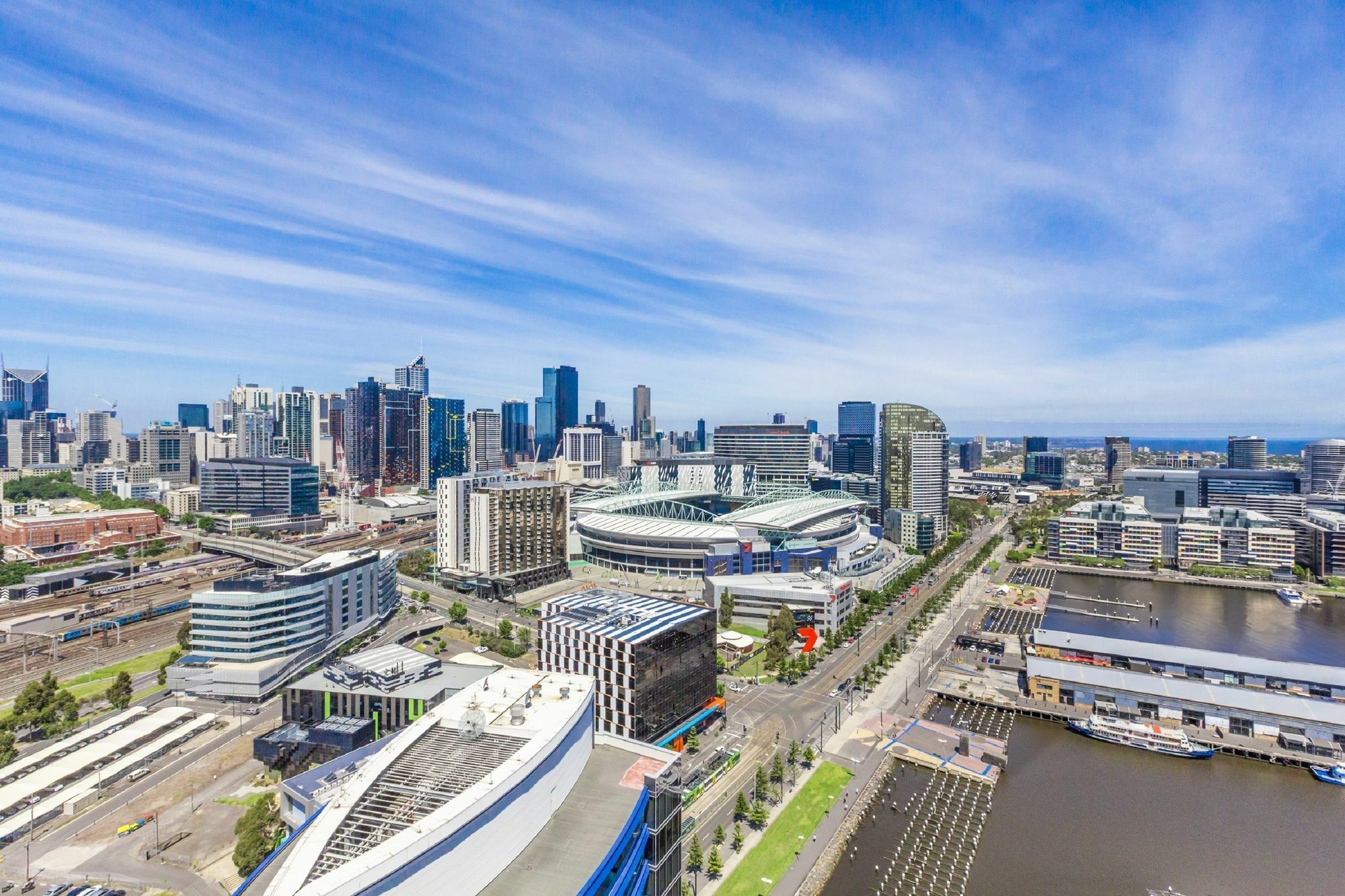 Domain - New Quay Docklands Apartment