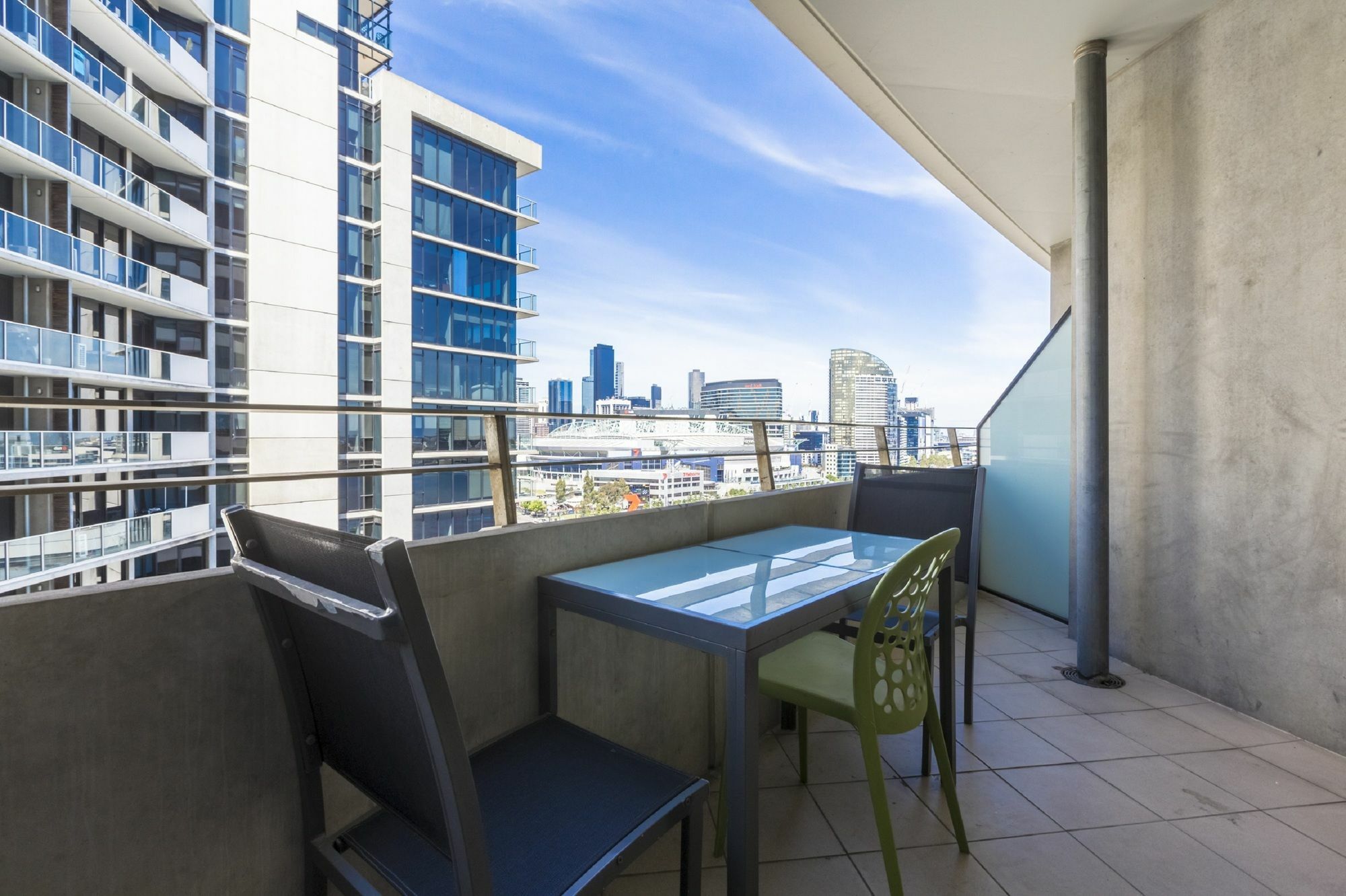 Apartment Domain - New Quay Docklands