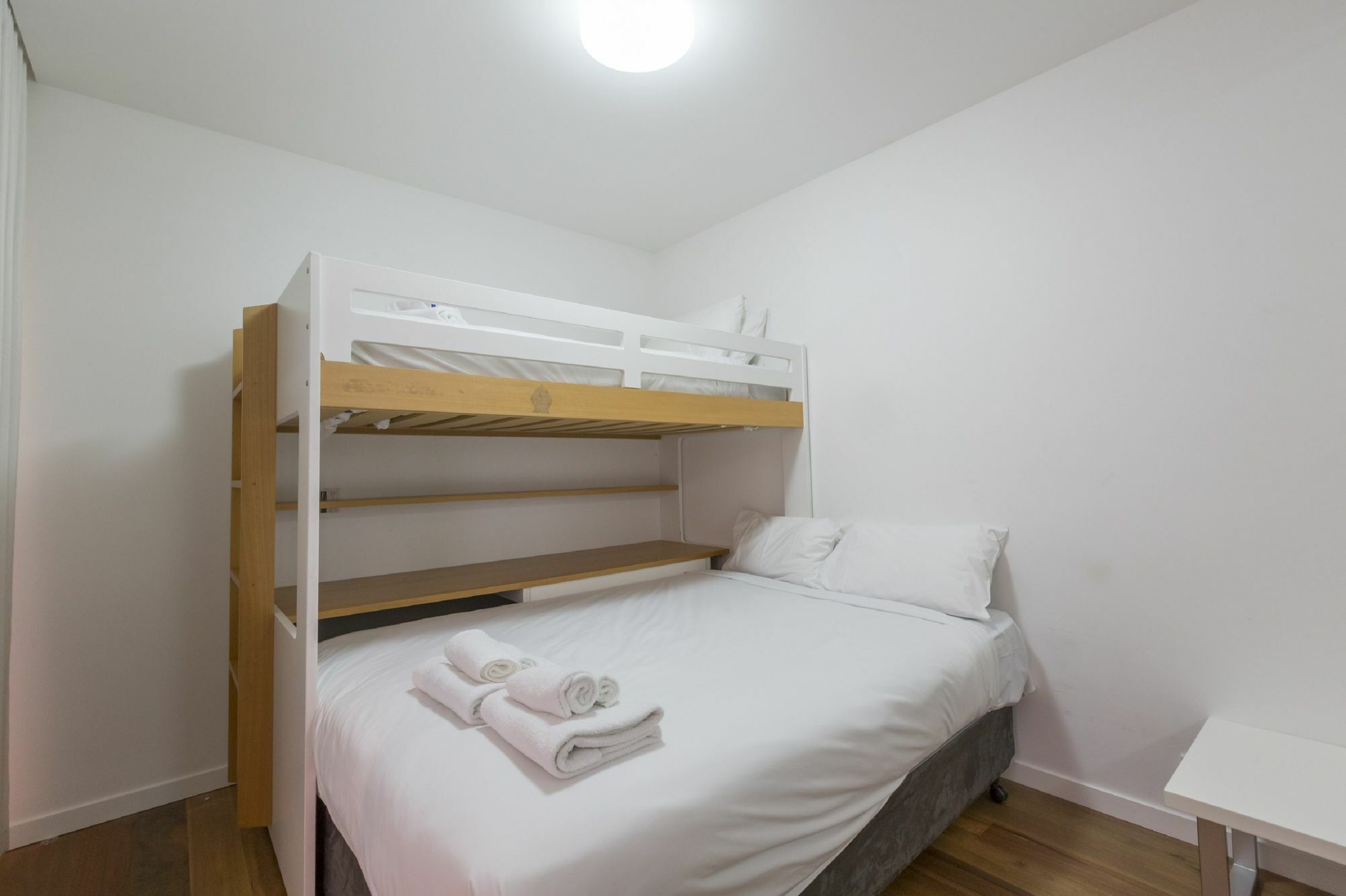 Domain - New Quay Docklands * Melbourne
