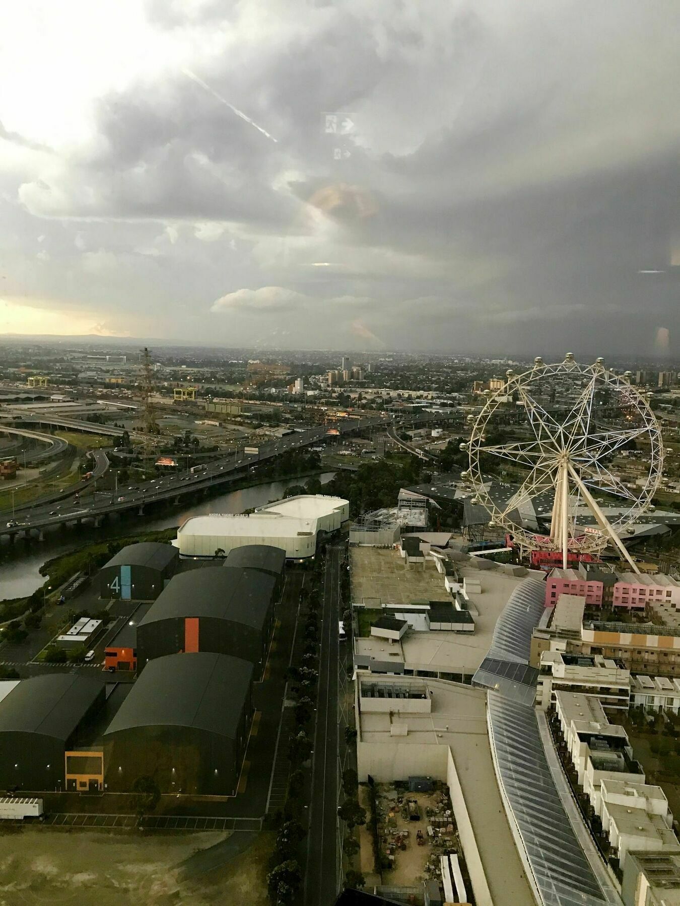 Domain - New Quay Docklands Apartment