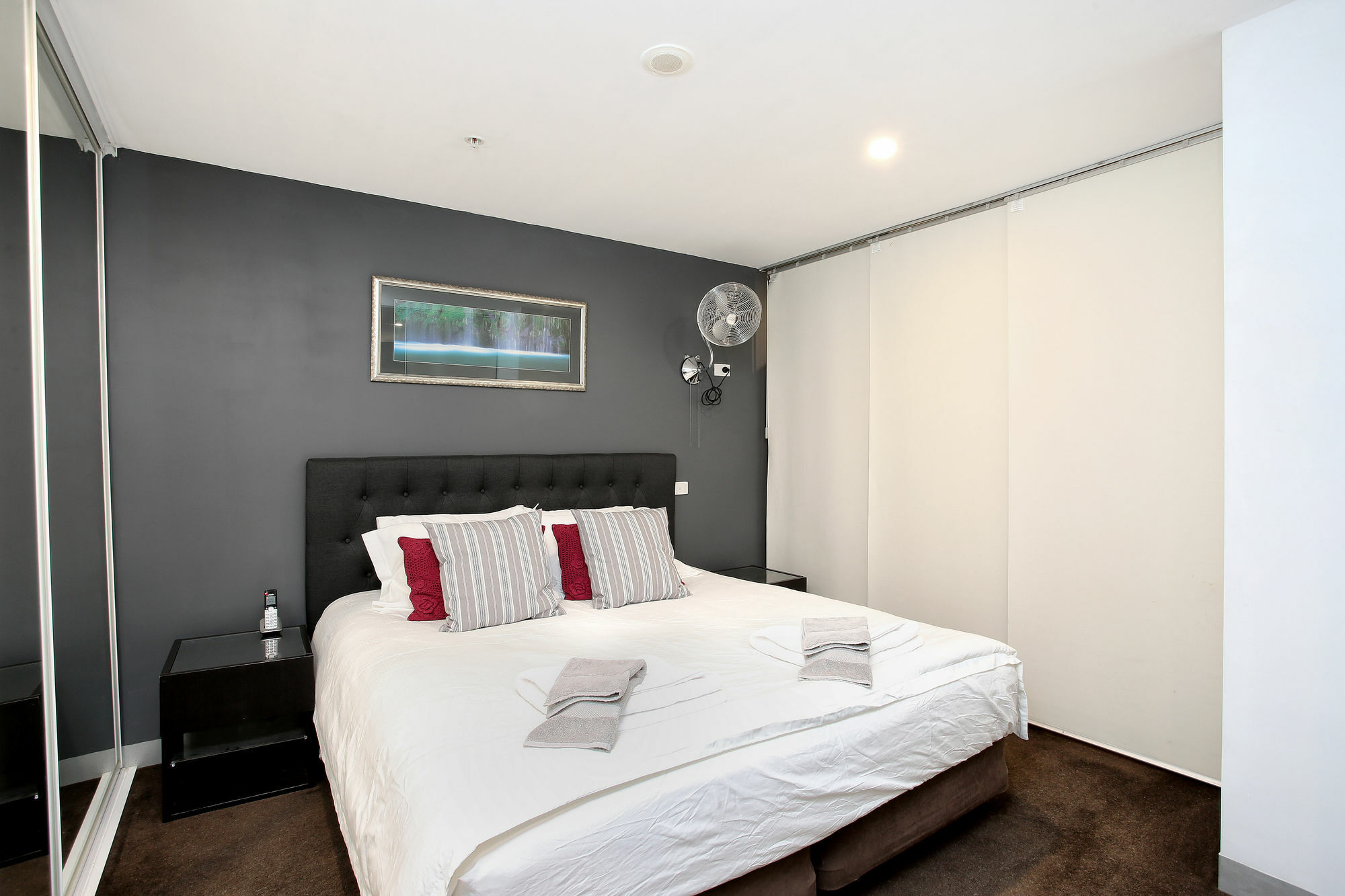 On Flinders Apartment Melbourne