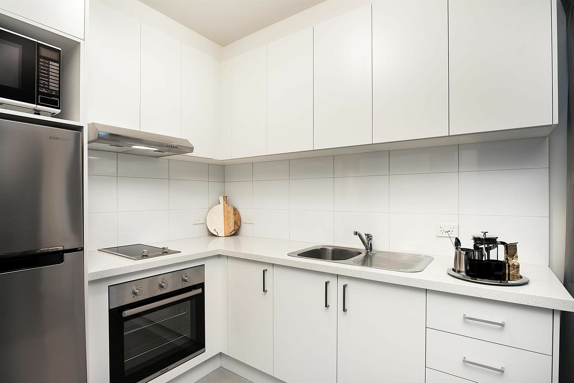 Fawkner Executive & Serviced * Melbourne