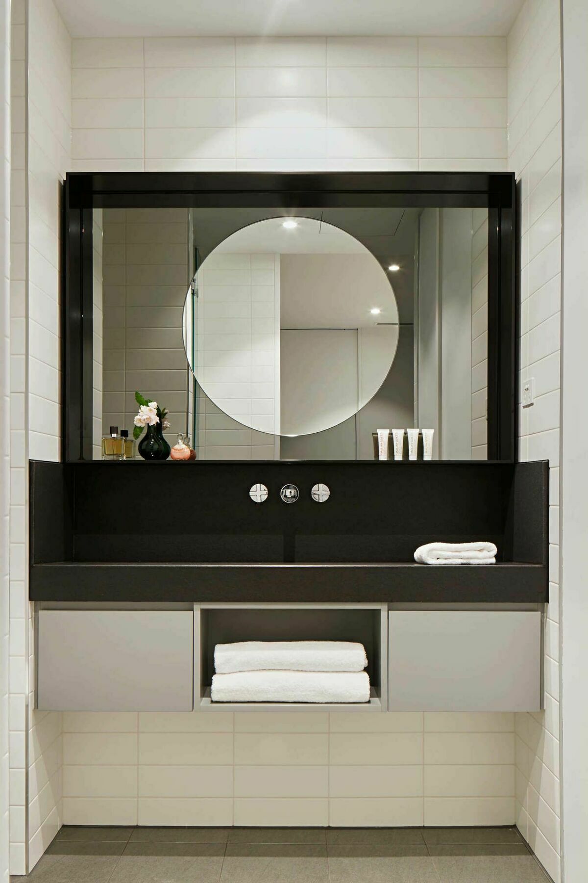 Tyrian Serviced Melbourne