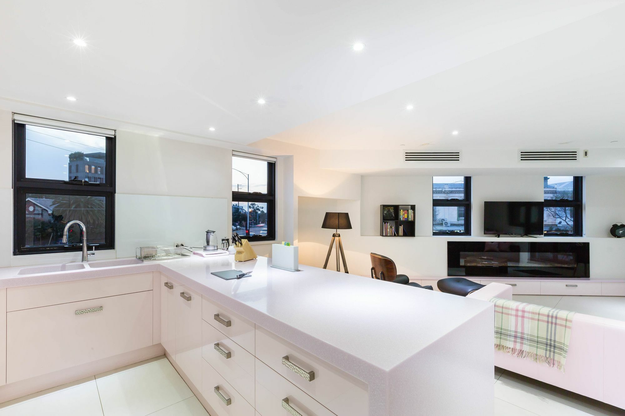 Maddison, 3bdr Port Apartment