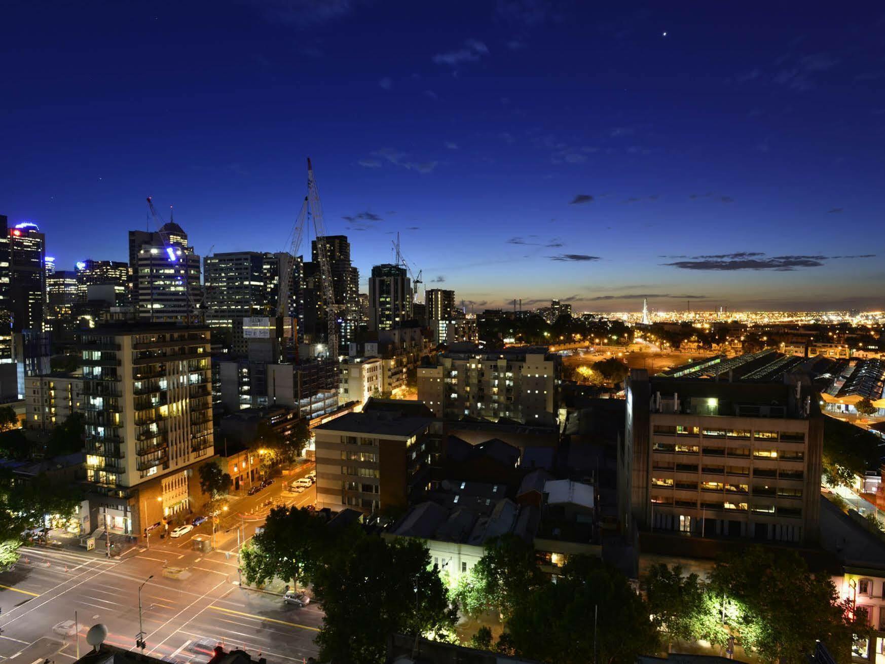 Mercure Therry Street Hotel
