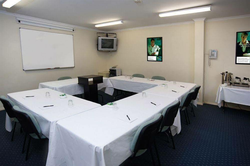 Punt Road Aparthotel 3*