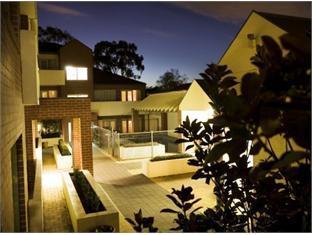 Aligned Corporate Residences Kew Aparthotel 4*