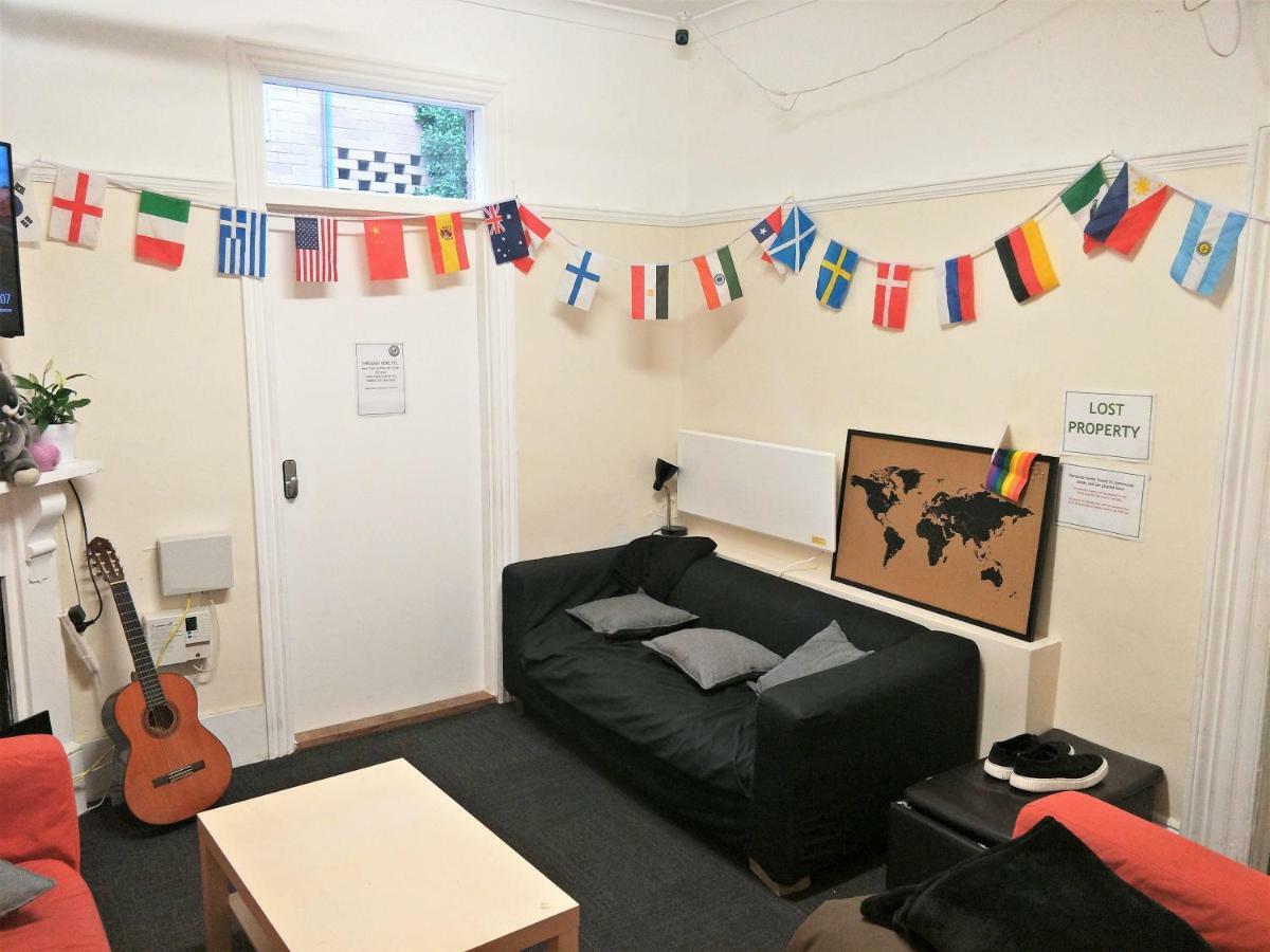 Landing Pads Brunswick Hostel *
