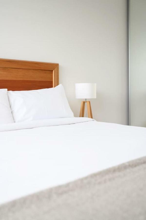 Sanctuary Resort-style On The Banks Of The Yarra * Melbourne