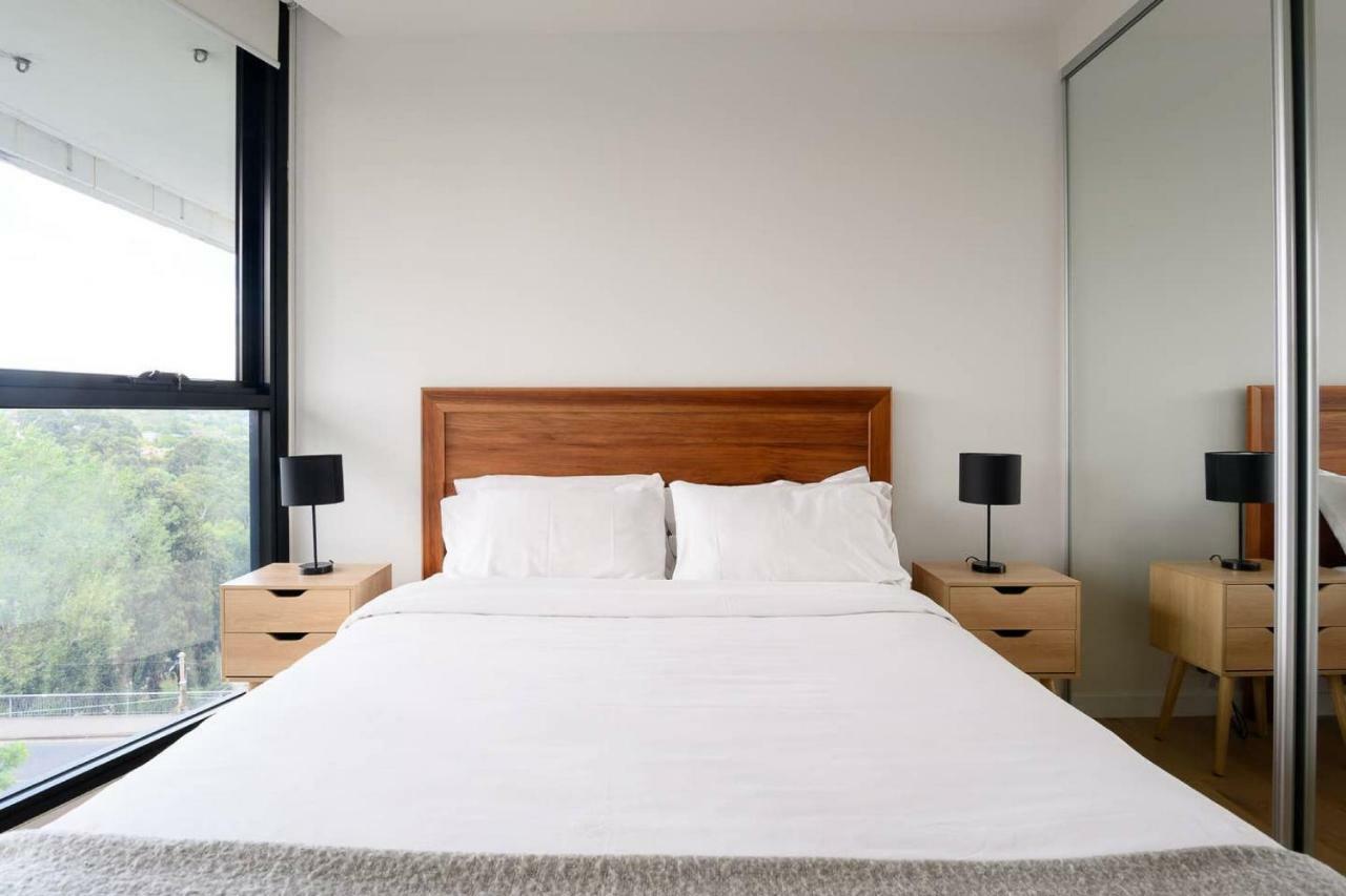 Apartment Sanctuary Resort-style On The Banks Of The Yarra