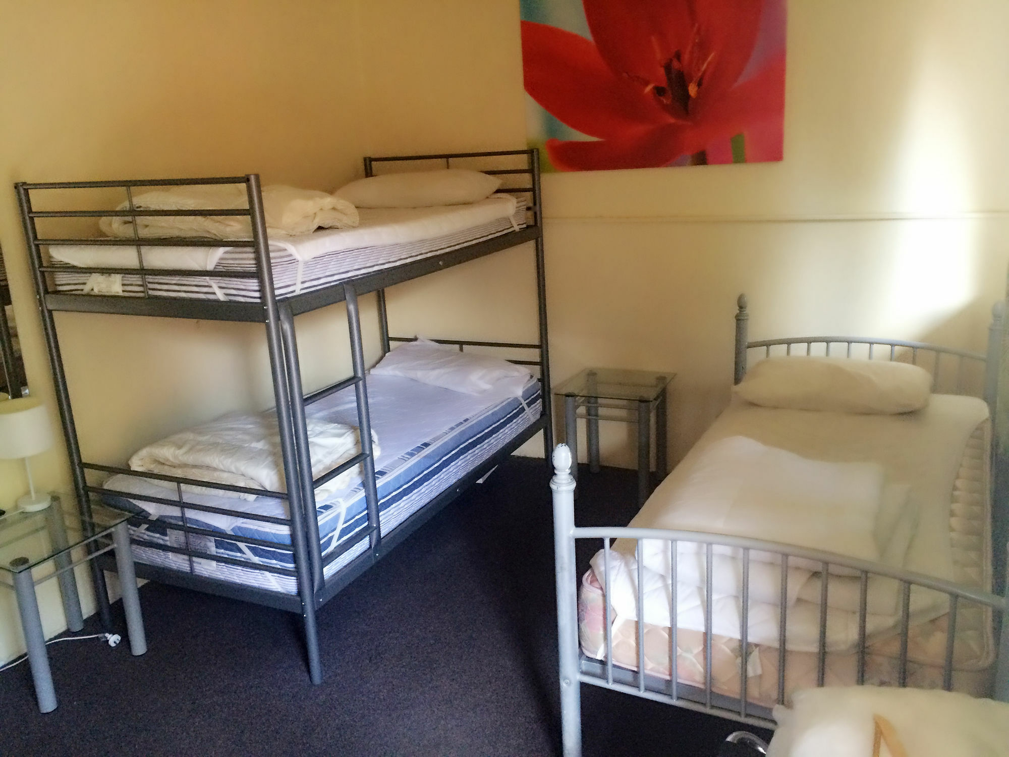 St Kilda Hostel *