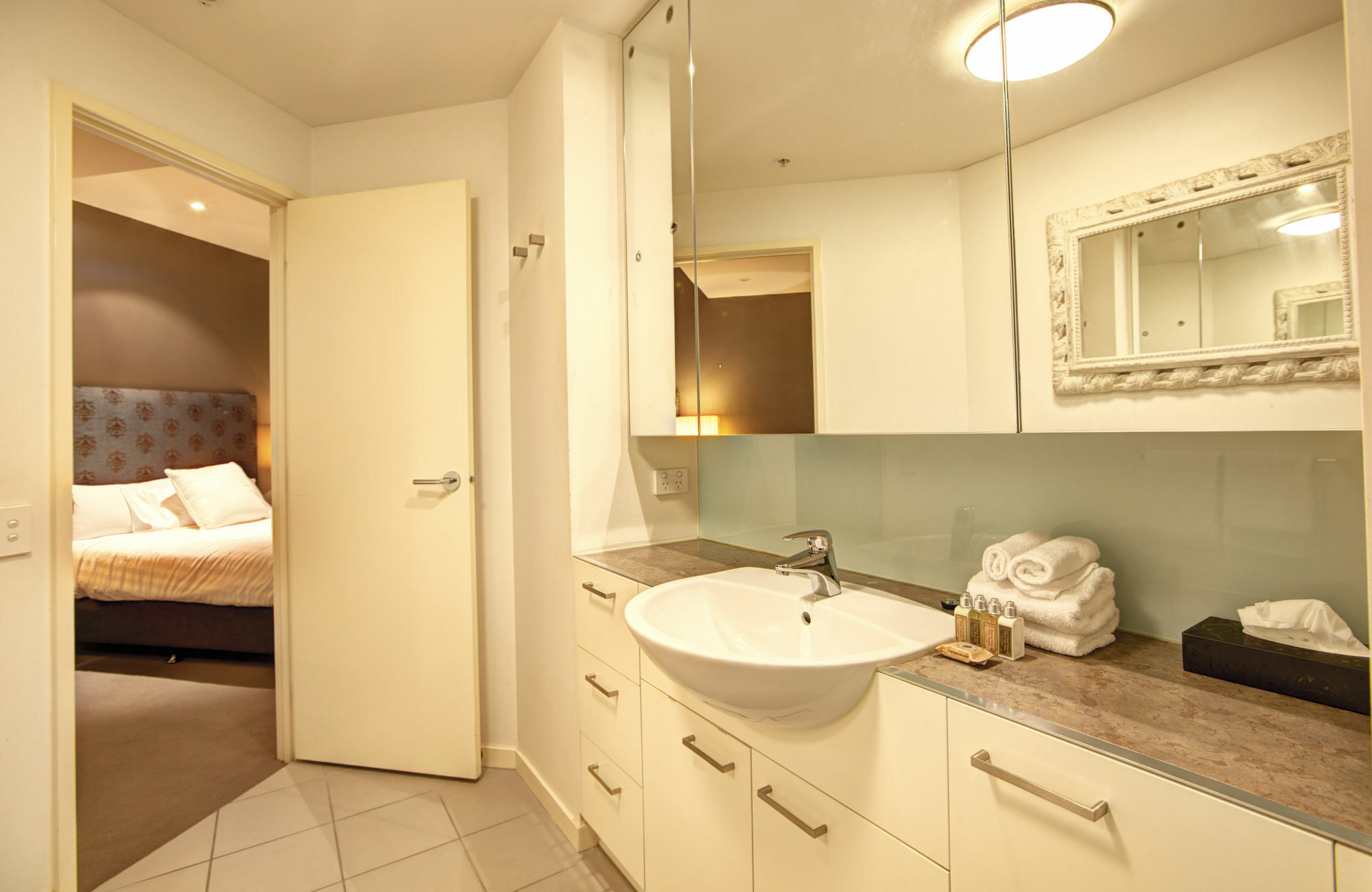 Acd Aparthotel