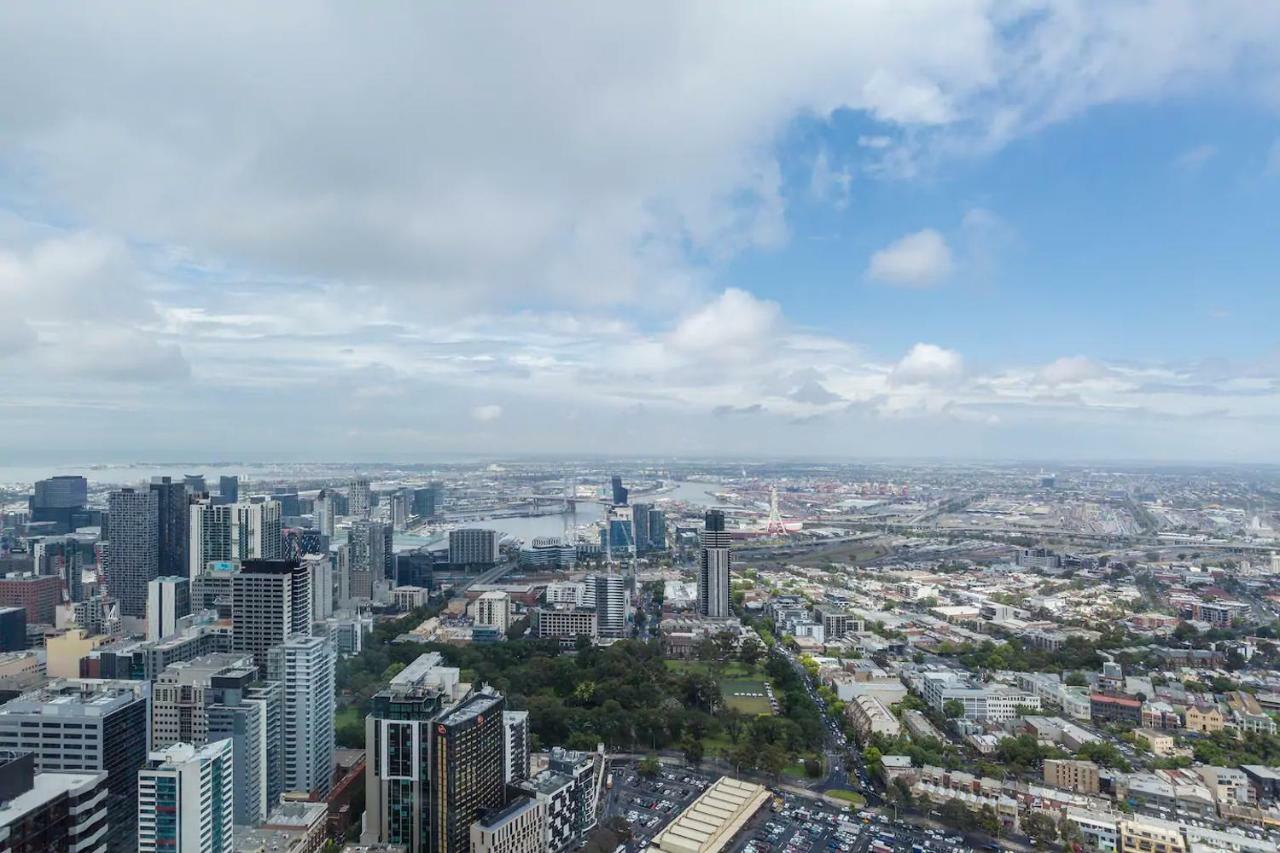 Apartment Level64-cbd Tallest Residential Building-sea View
