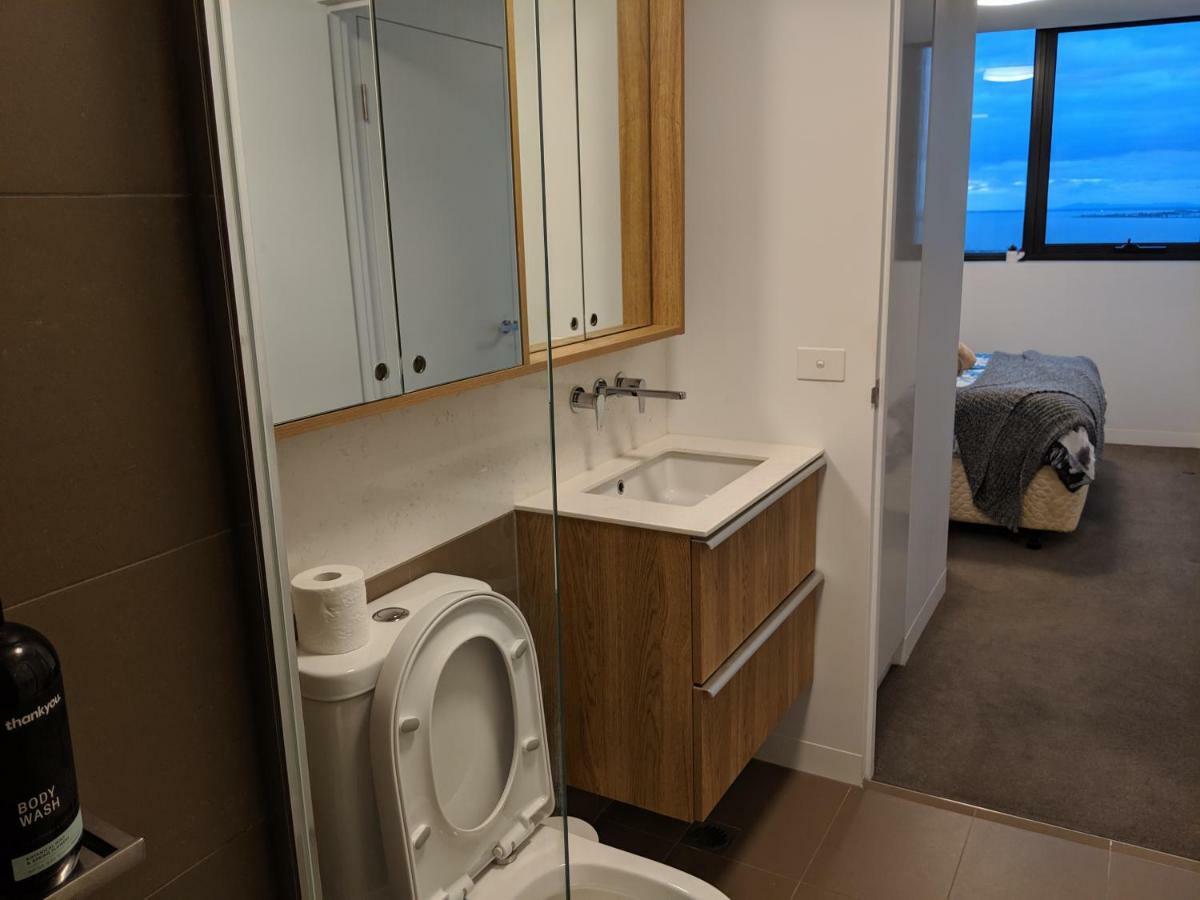 Breathtaking View With Gym & Sauna Melbourne