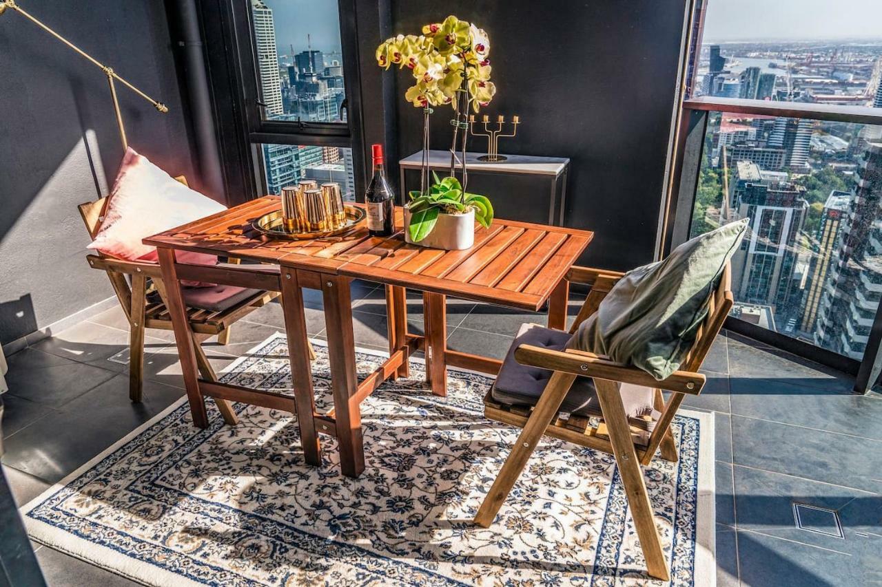 Skyline Serviced Central Best Location,open Balcony&parking Apartment *