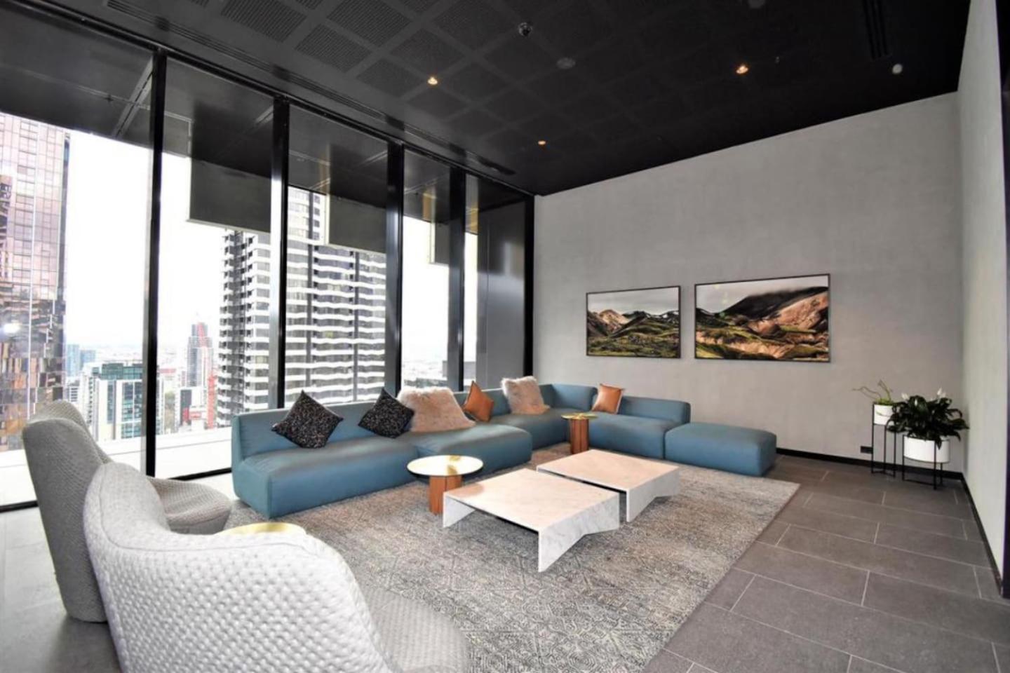 Skyline Serviced Central Best Location,open Balcony&parking Apartment
