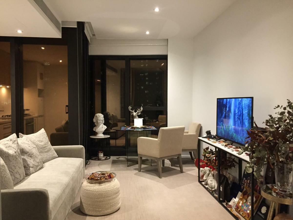 Crown Southbank Riverside S Collection