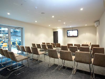 Sky Lounge 4*