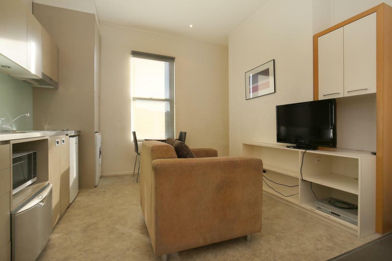 Plum Serviced North Aparthotel 4*