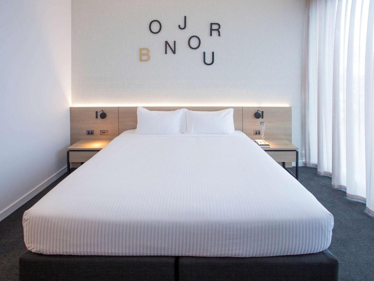 Novotel South Wharf Hotel 4*