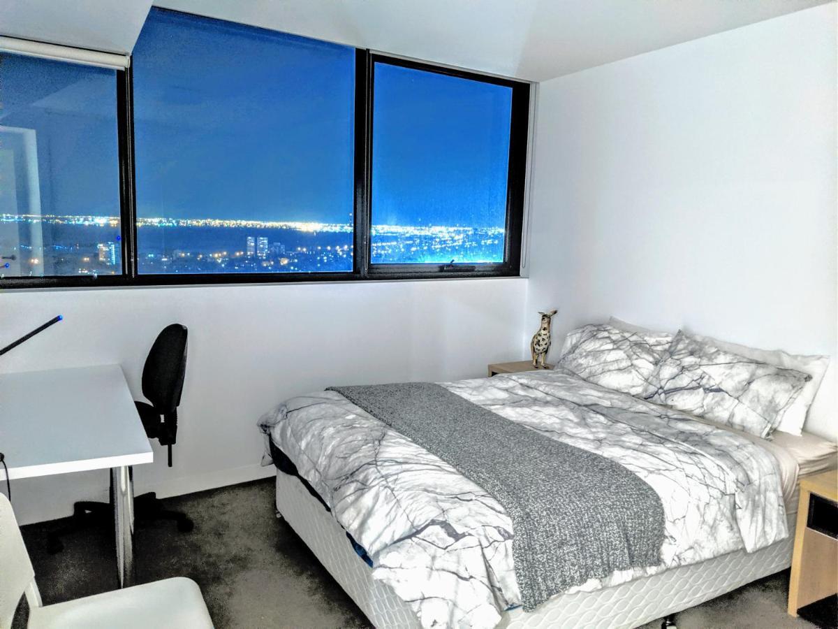 Breathtaking View With Gym & Sauna *