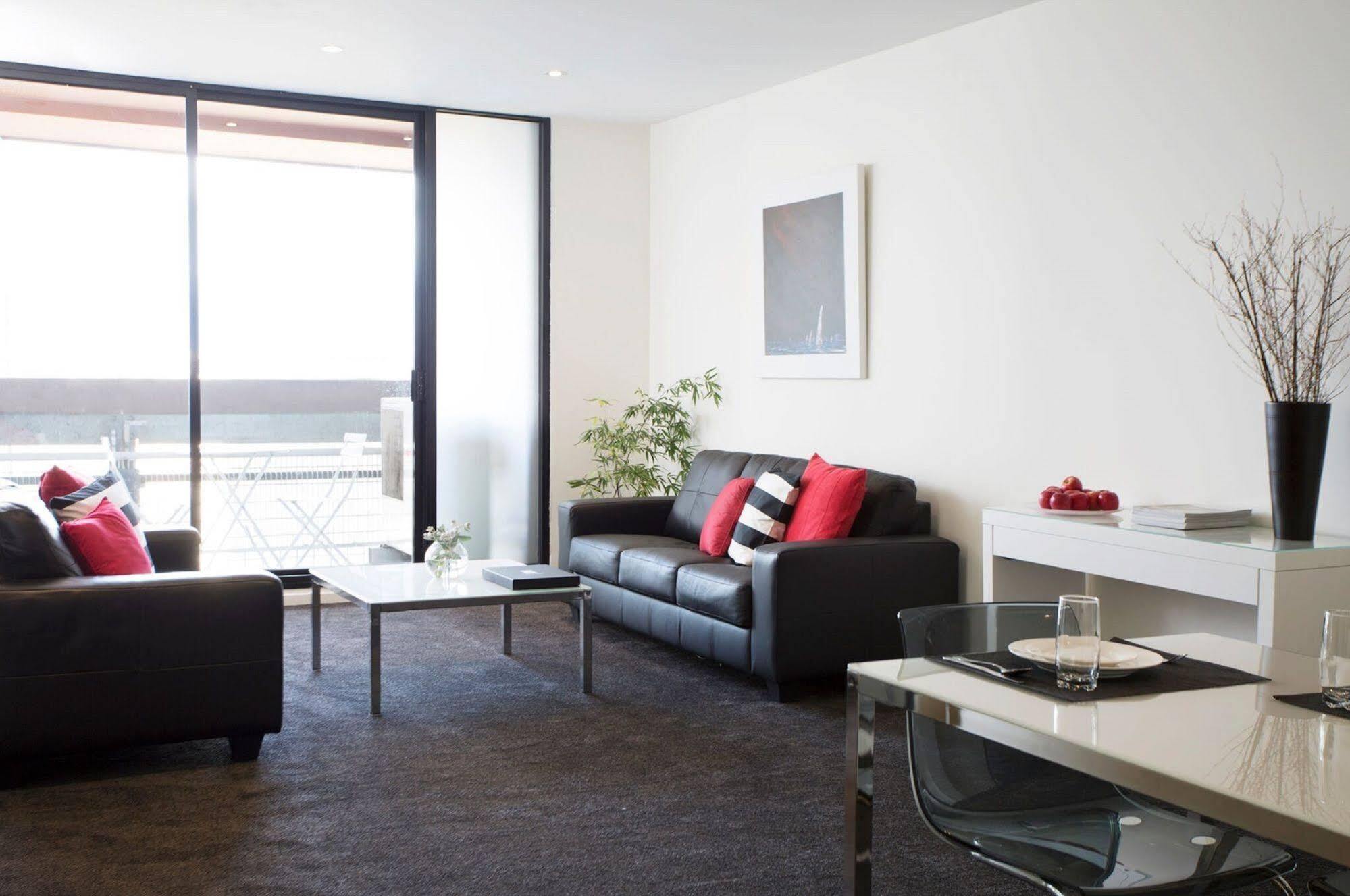 Aparthotel Ultiqa Little Collins Melbourne