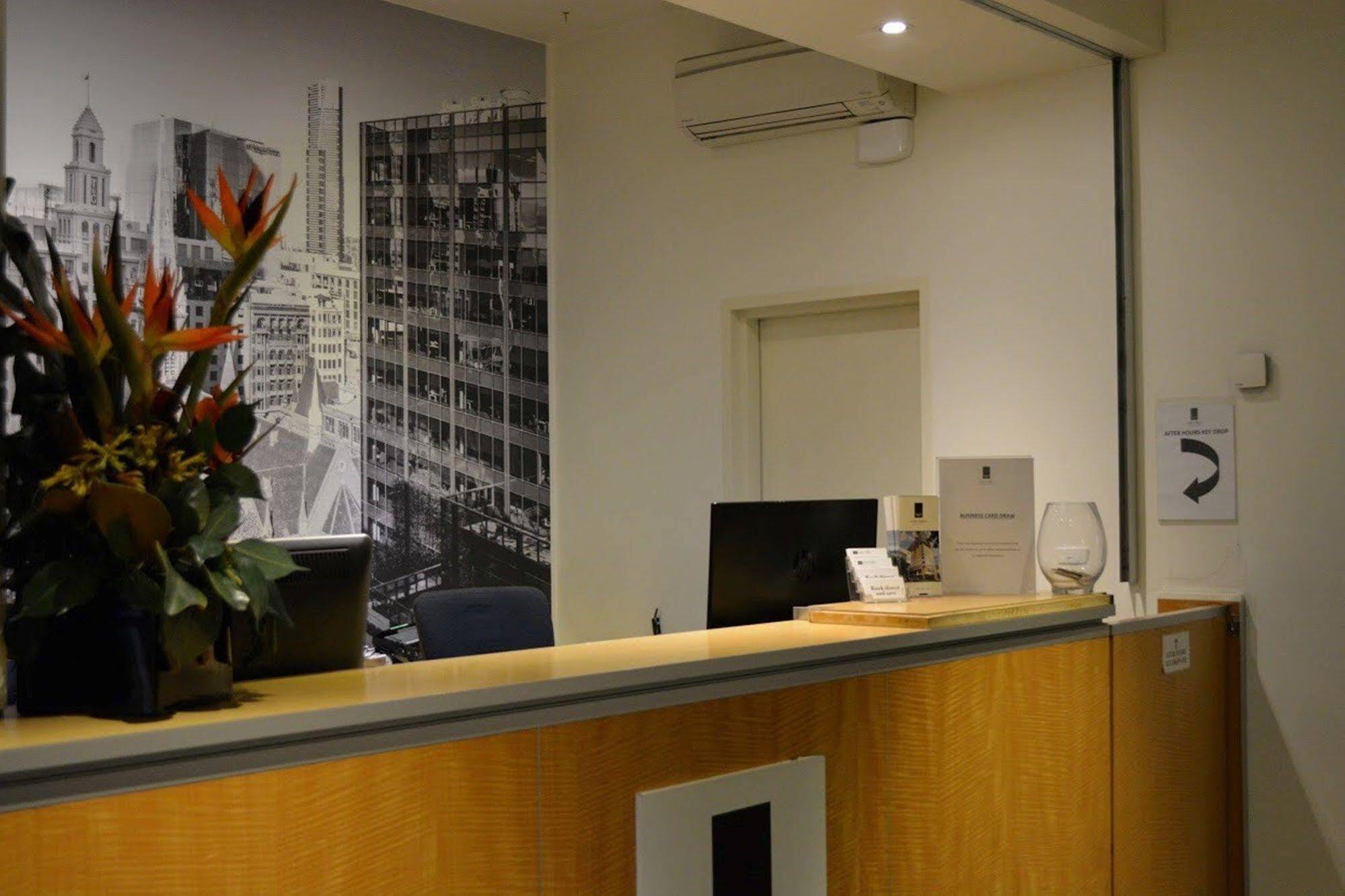 Ultiqa Little Collins Aparthotel 4*