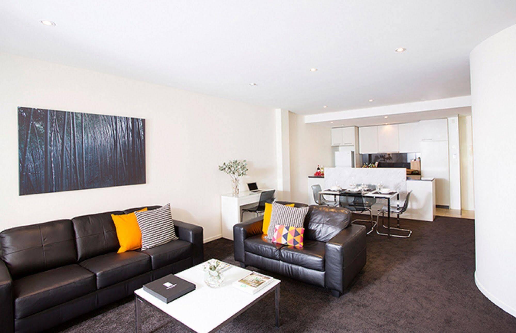 Ultiqa Little Collins 4* Melbourne