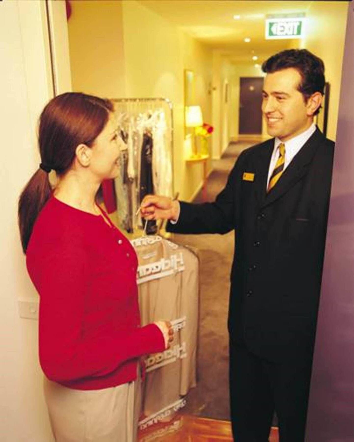 Aparthotel Ultiqa Little Collins 4*