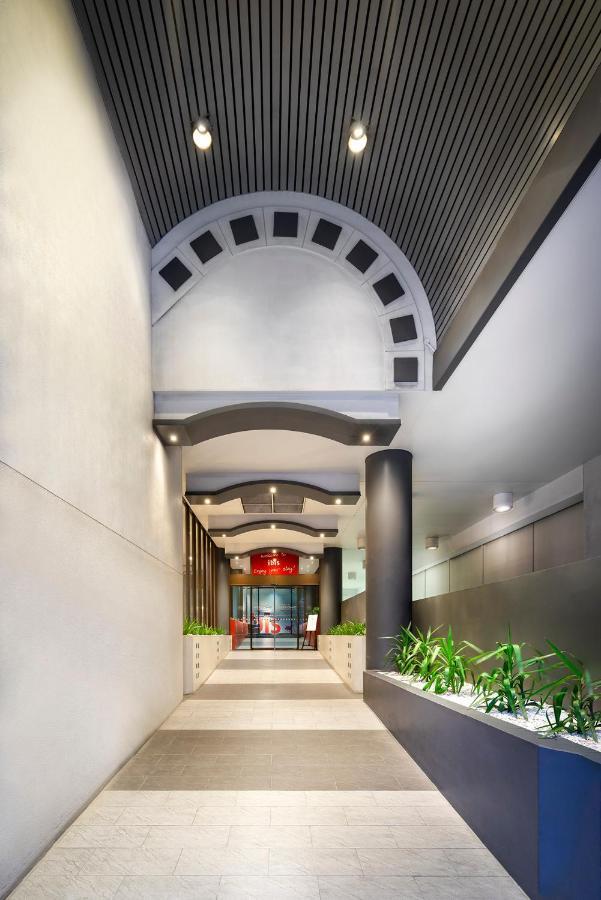 Aparthotel Ibis And Melbourne