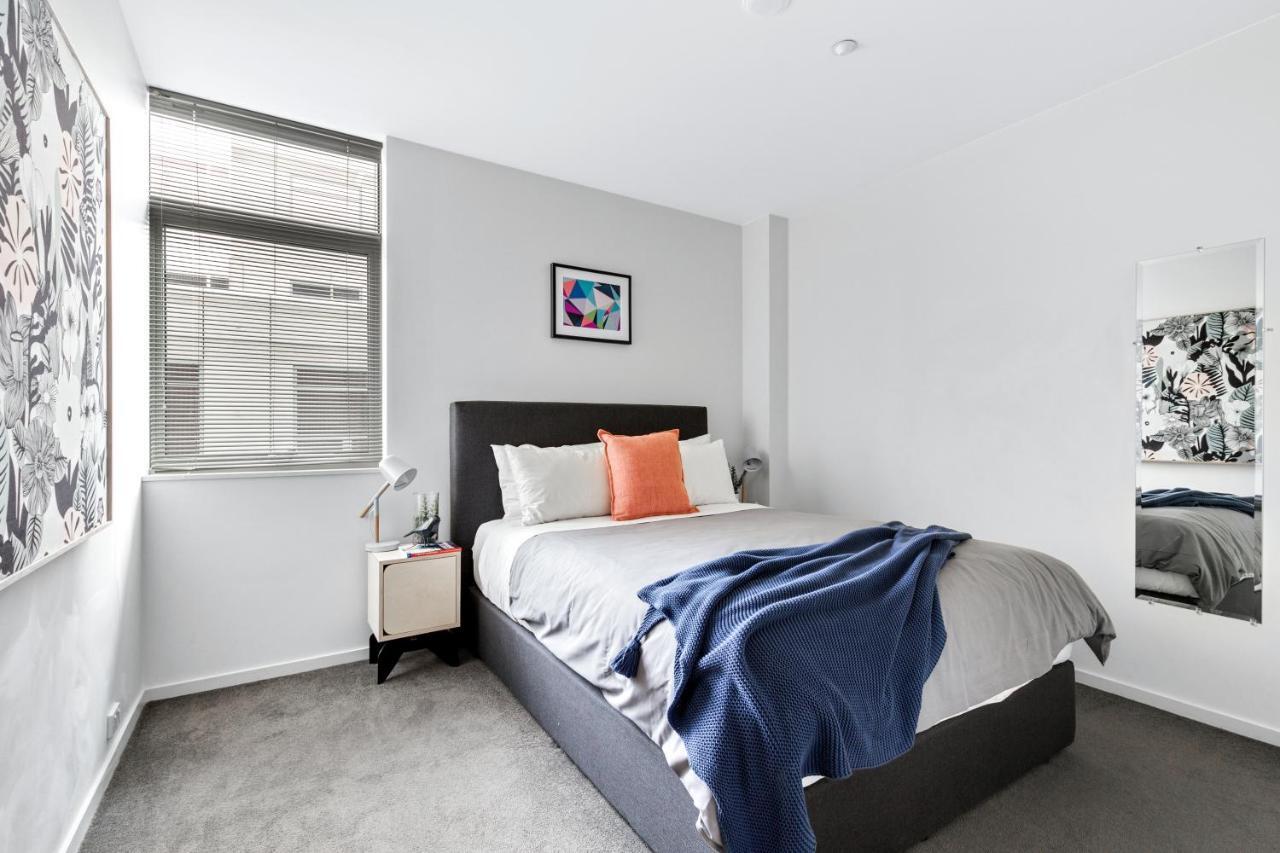 Apartment Nook - Russell Street *