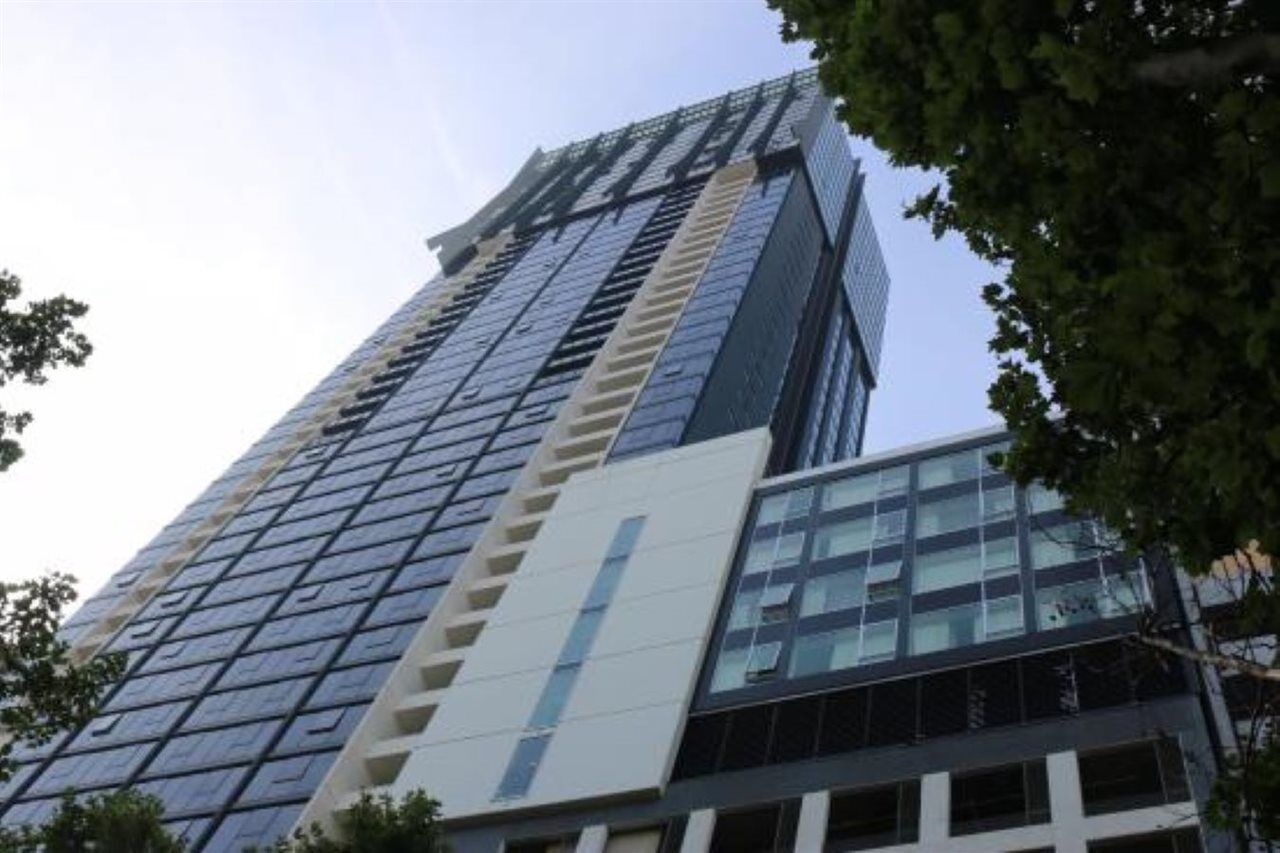 Mercure Therry Street Hotel 4*