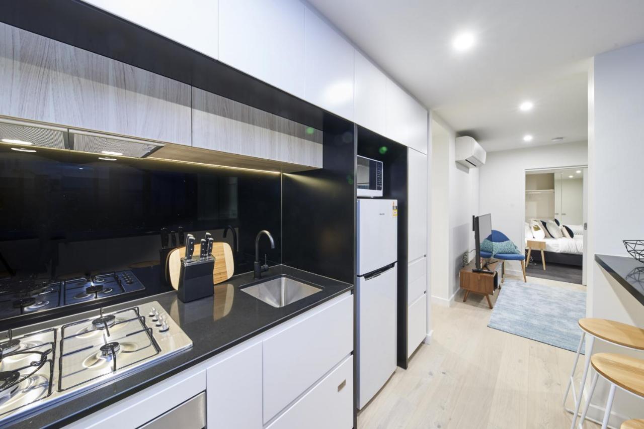 Mega Style The International Apartment