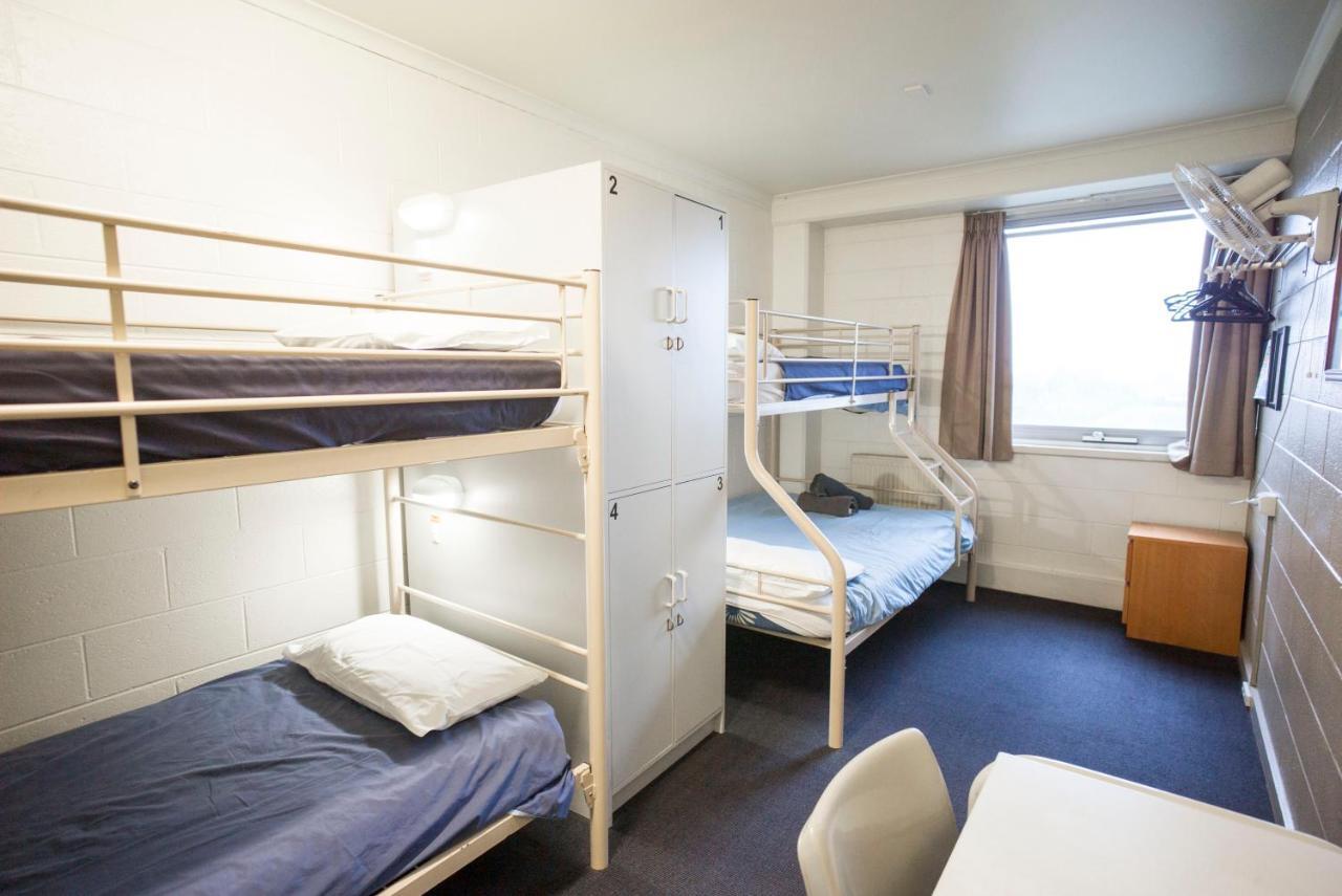 Metro Yha Hostel *