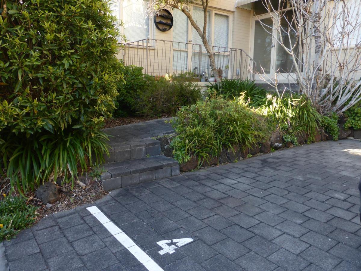 Apartment Glen Iris, Quiet Boutique 2 Bedroom Netflix, Wifi, Parking, Free Wine *
