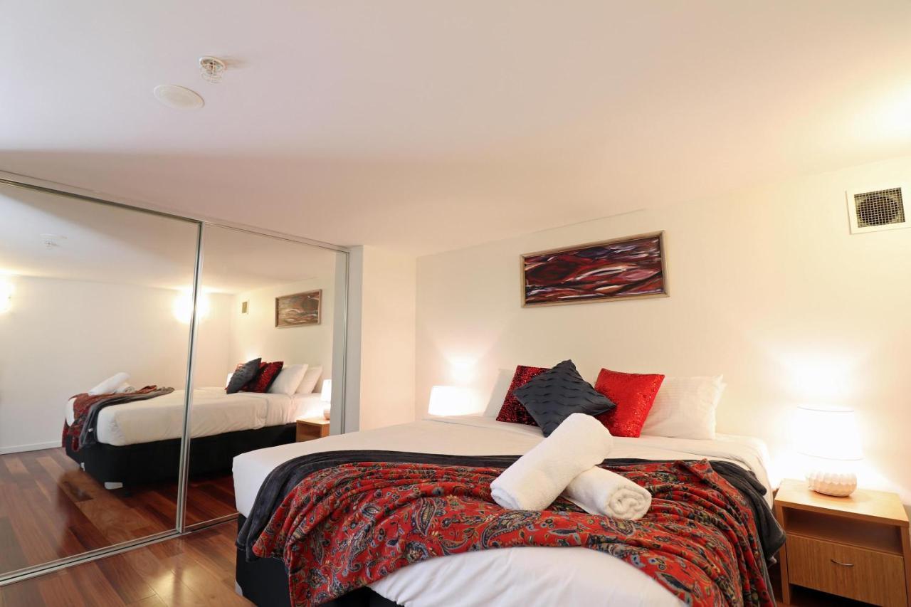 Apartment Warehouse Loft - Degraves St Cbd, Foxtel, Lift, 3rd Floor
