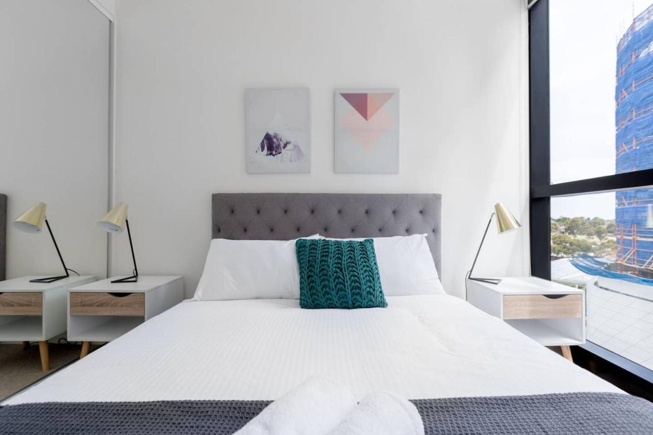 Apartment Perfect Location 2 Bdrs Apartment@glen Waverley *