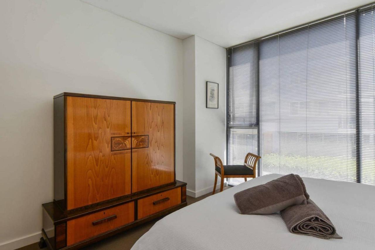 Hazel Chapel St Socialite. Pool, Spa & Gym Melbourne