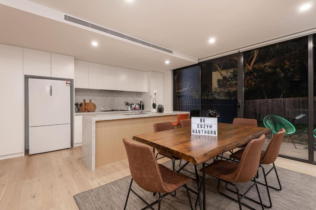 106*modern Prestige*3-storey New Establishment Holiday home Melbourne